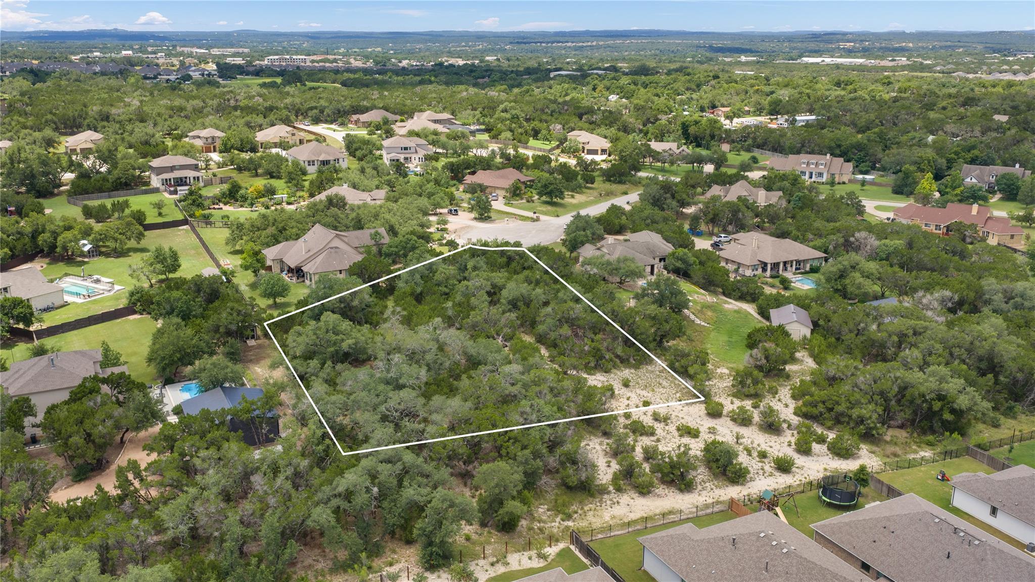 179 Shawnee, Dripping Springs, TX 78620 — photo 1