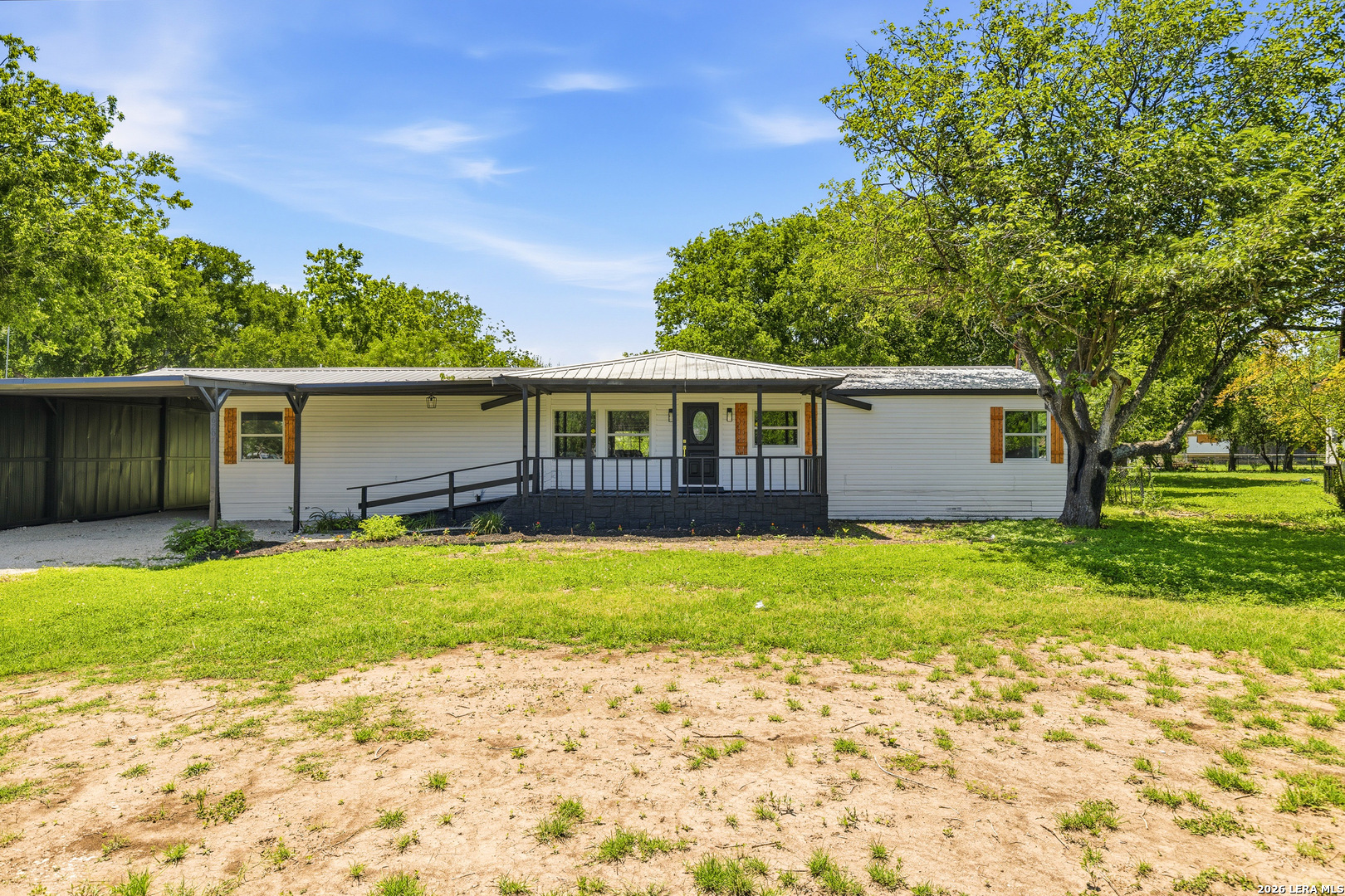 6207 PIONEER RDG, ,  78245 — photo 1