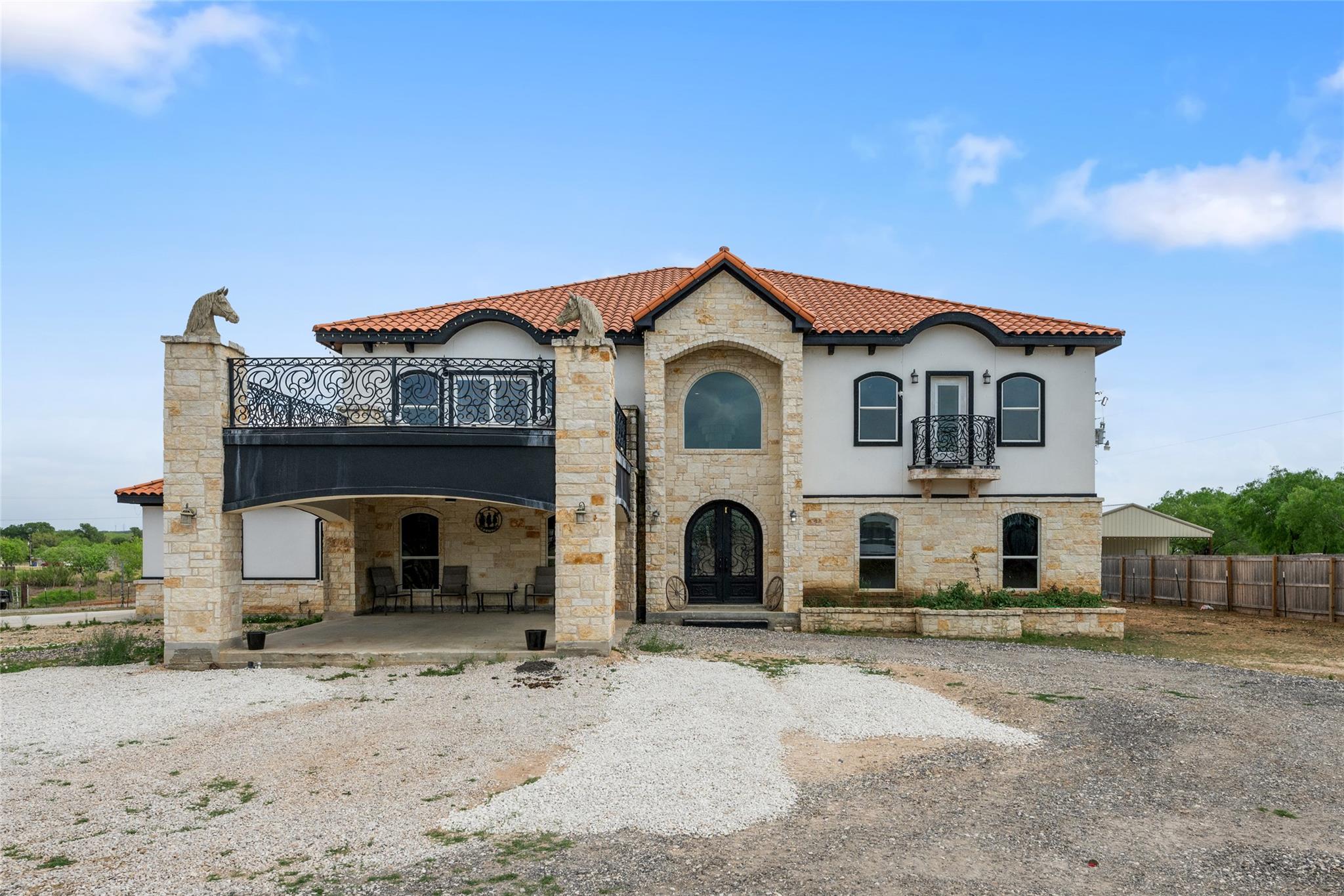 507 Rawhide, Seguin, TX 78155 — photo 1
