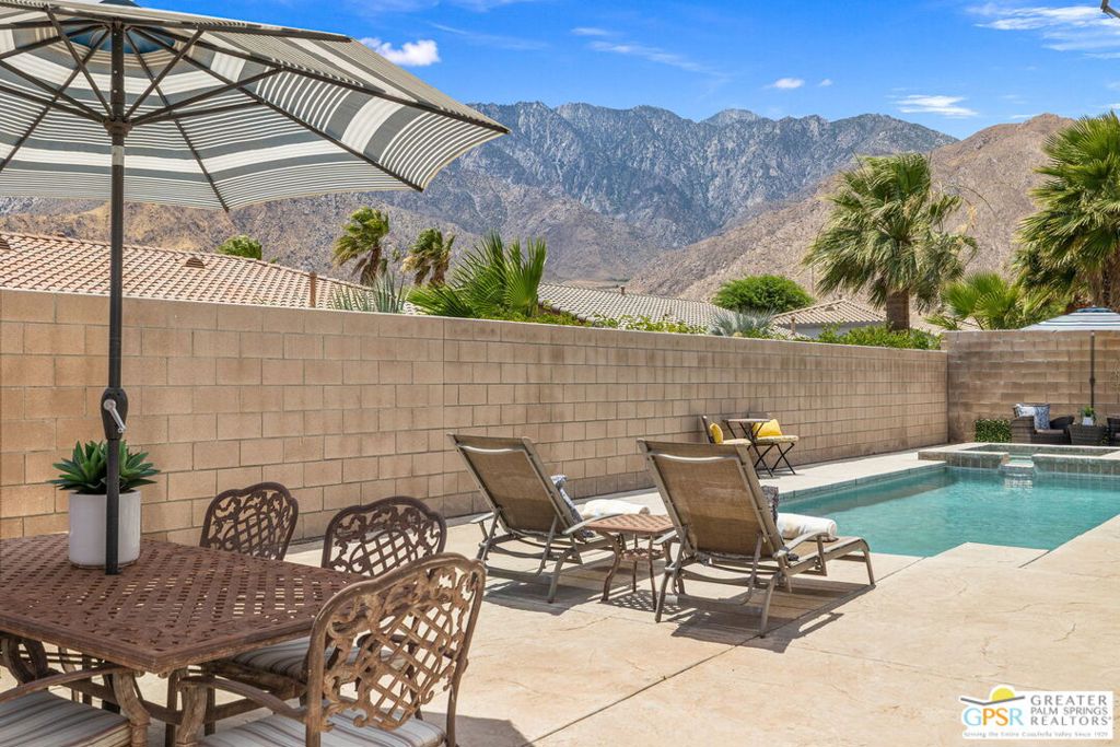 827 Alta Ridge, Palm Springs, CA 92262 — photo 1