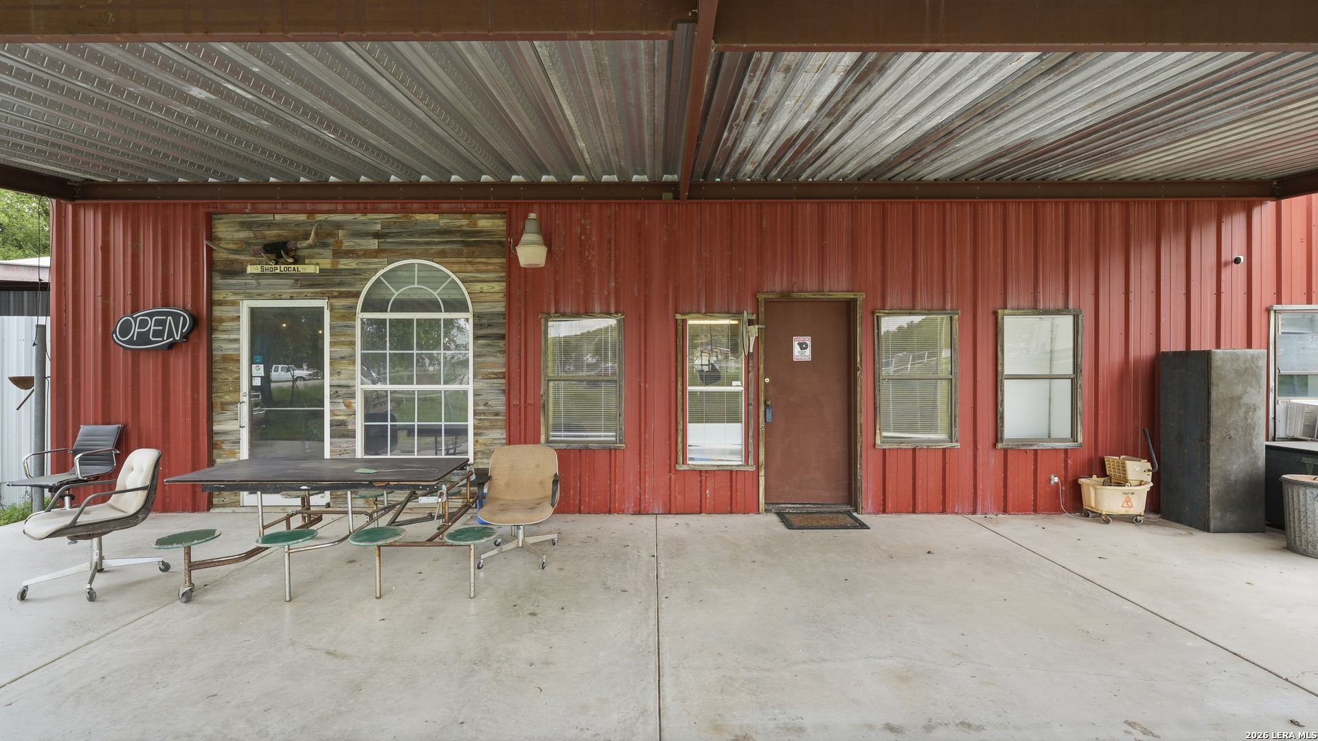 1056 Market, New Braunfels, TX 78132 — photo 1