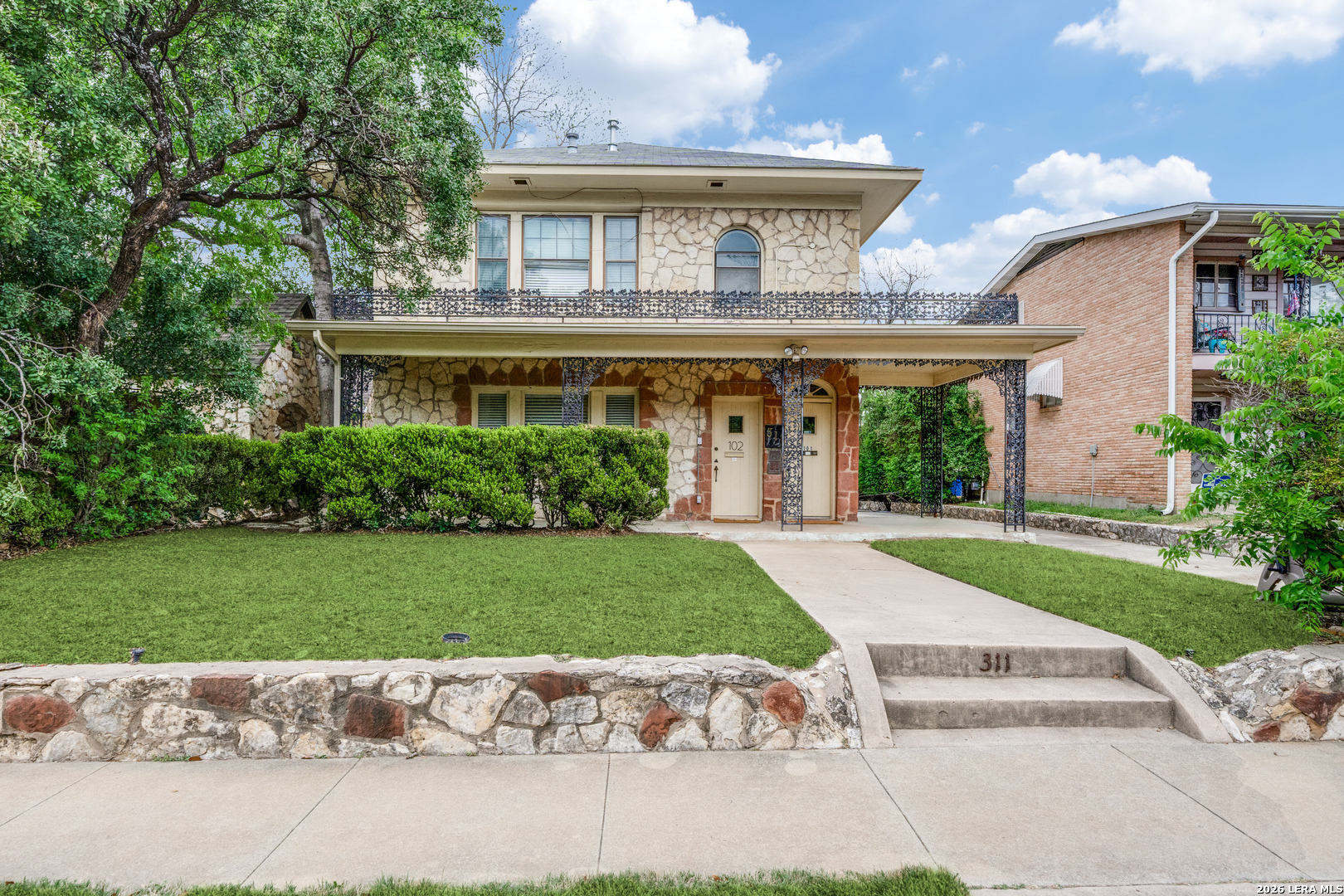 311 E Rosewood, San Antonio, TX 78212 — photo 1