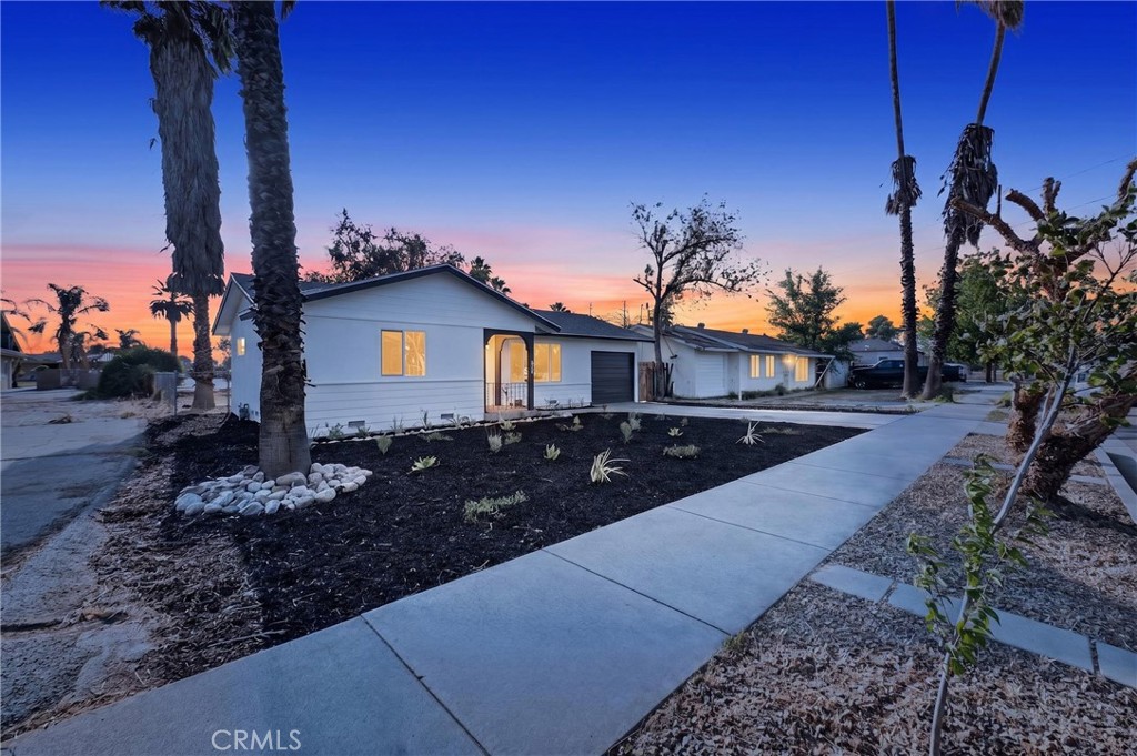 531 S Thompson Street, Hemet, CA 92543 — photo 1