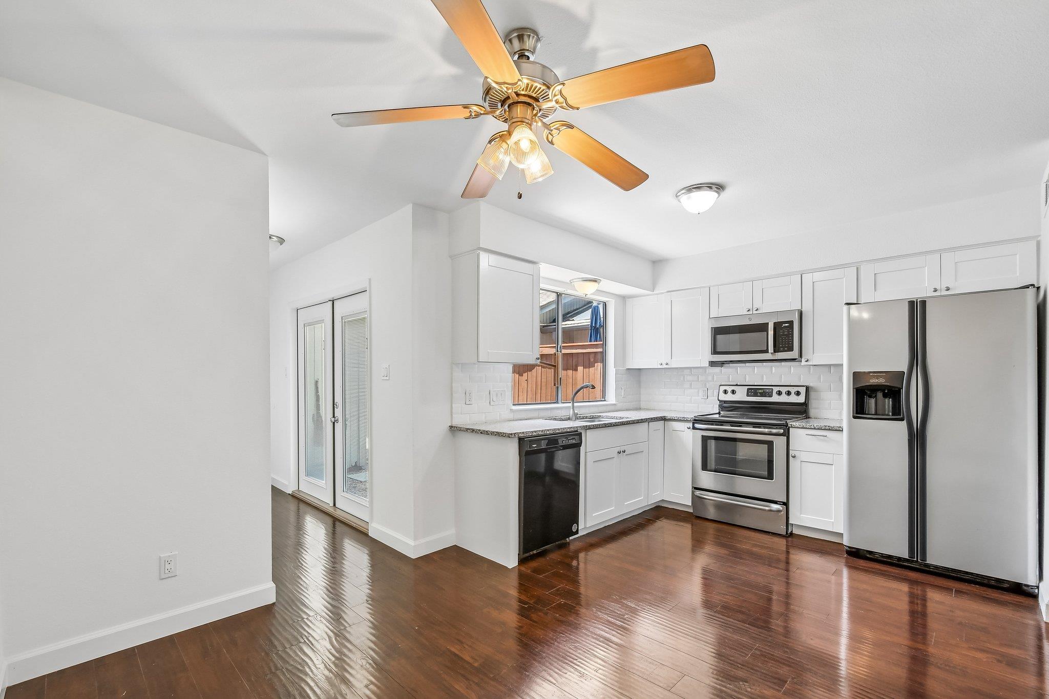 4202  Hudson Bend Rd  #B, Austin, TX 78734 — photo 1