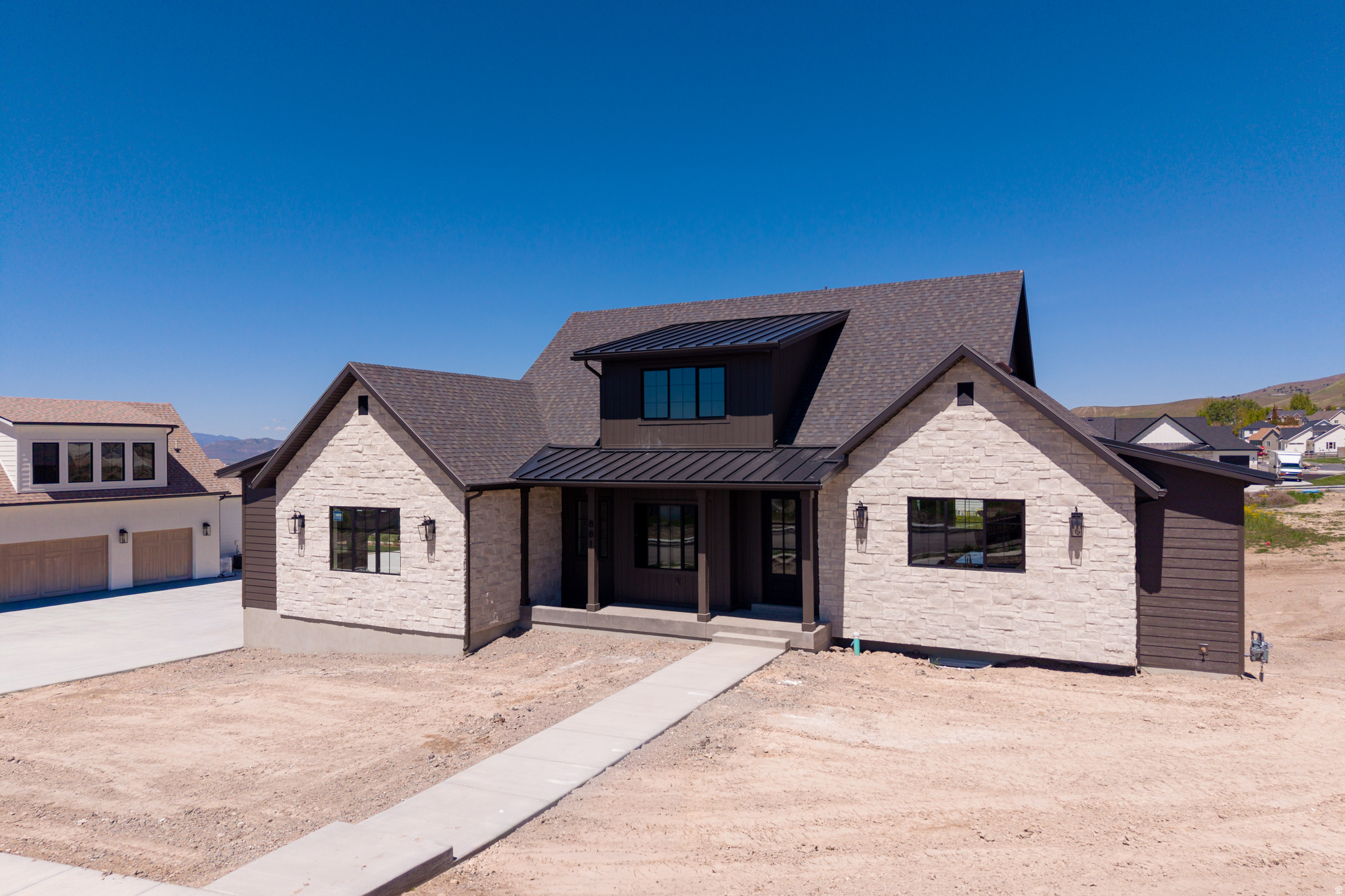 881 E 100 N, Hyde Park, UT 84318 — photo 1