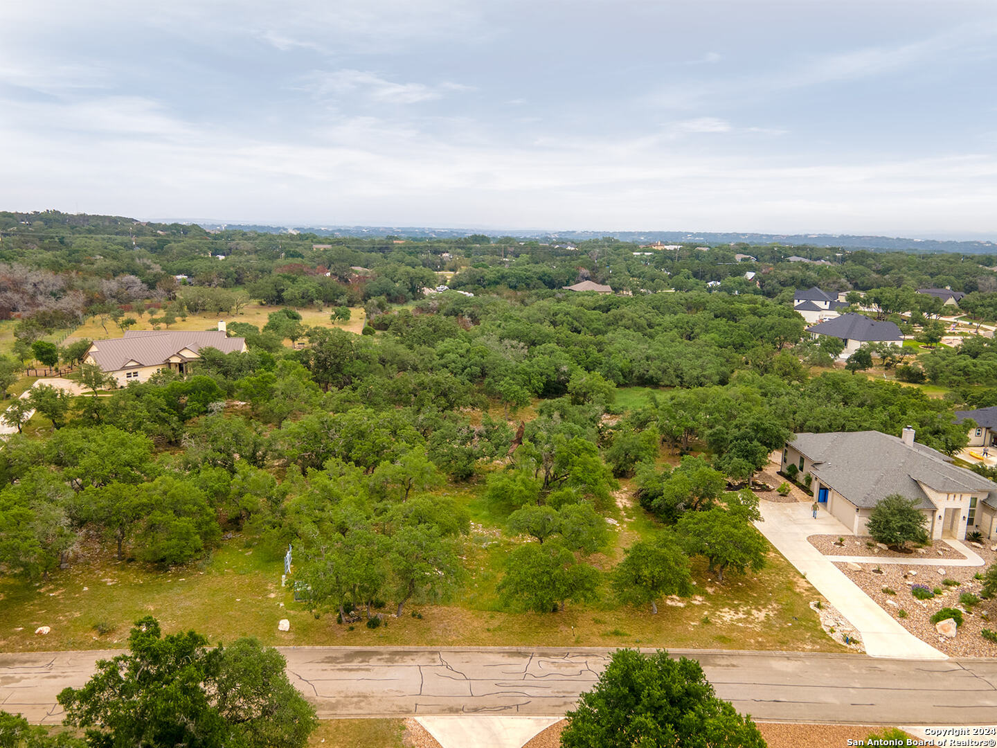 223 Sabella, ,  78070 — photo 1