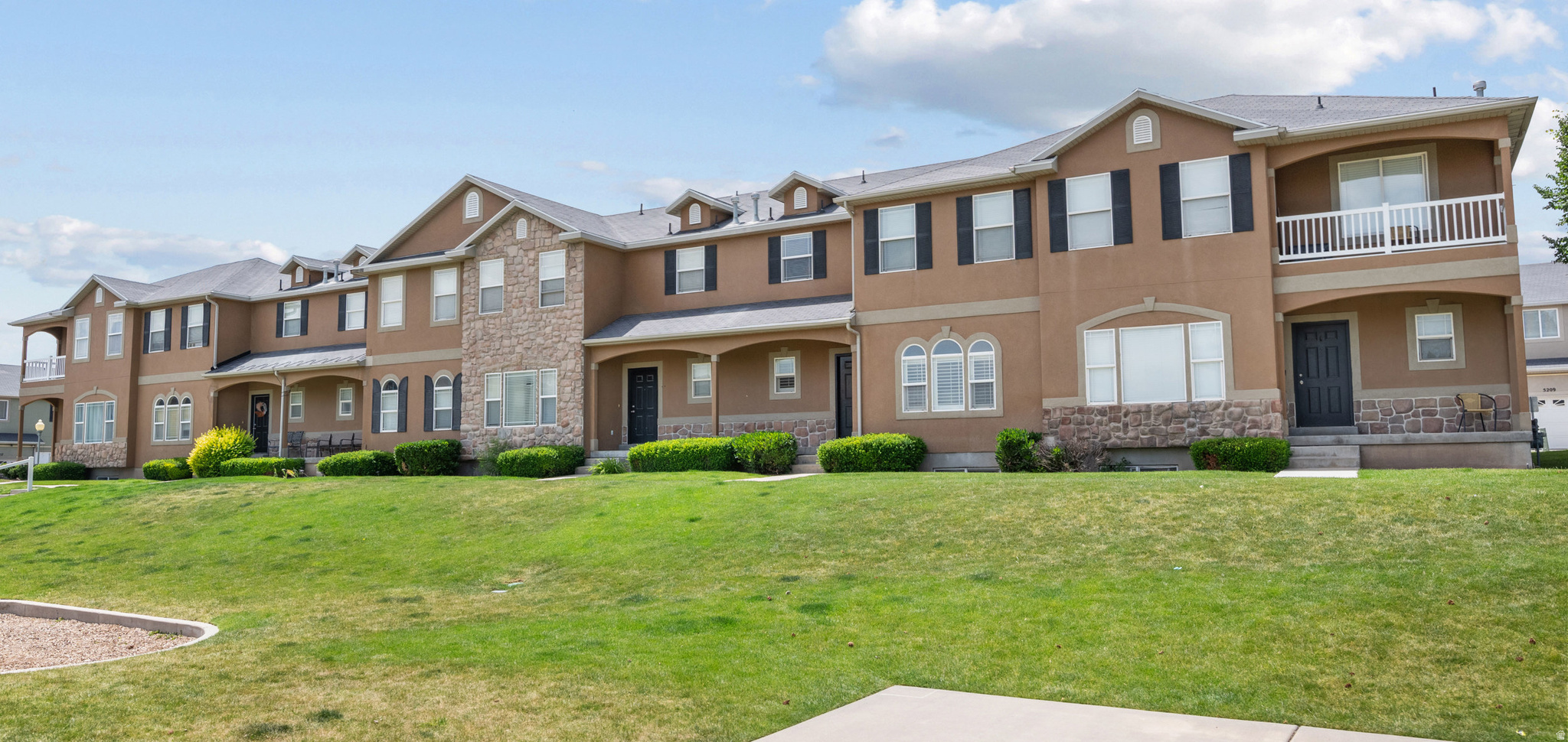 5196 W DOVE CREEK LN, West Jordan, UT 84081 — photo 1