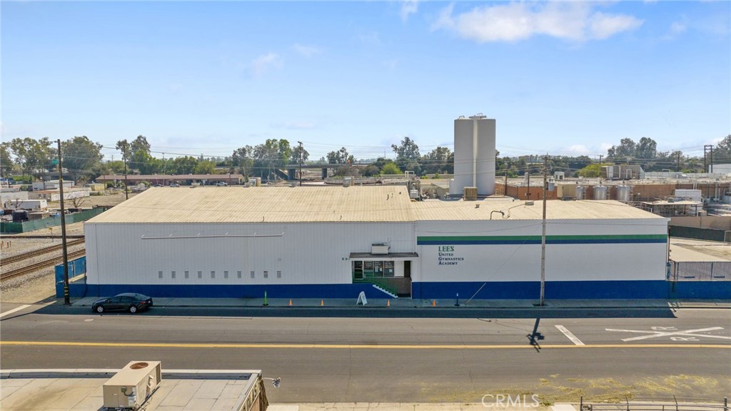 505 W 6th, Hanford, CA 93230 — photo 1