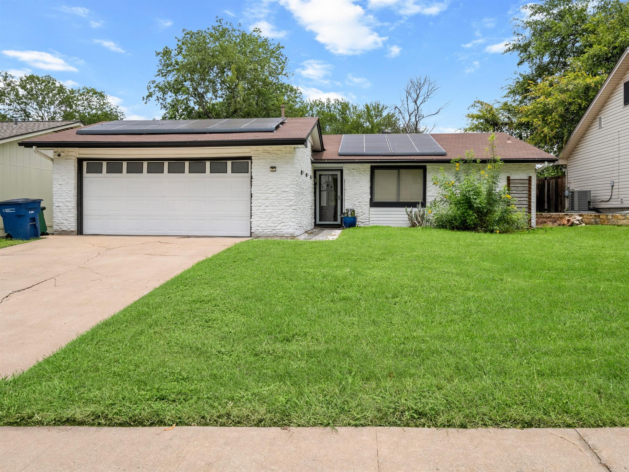 512 Mulberry, Austin, TX 78745 — photo 1