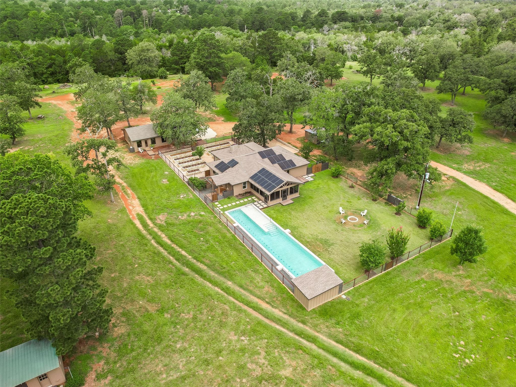 350 Young School House, Smithville, TX 78957 — photo 1