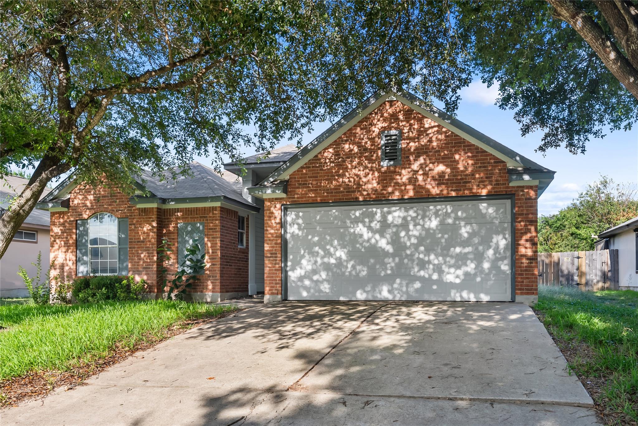 110 Estate, Hutto, TX 78634 — photo 1