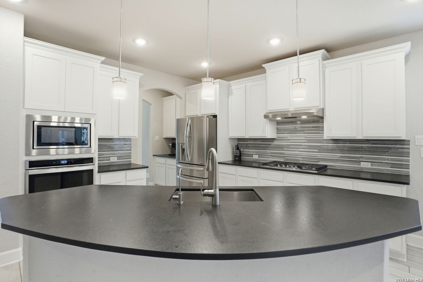 8514 Glass Gem Dr, ,  78249 — photo 1