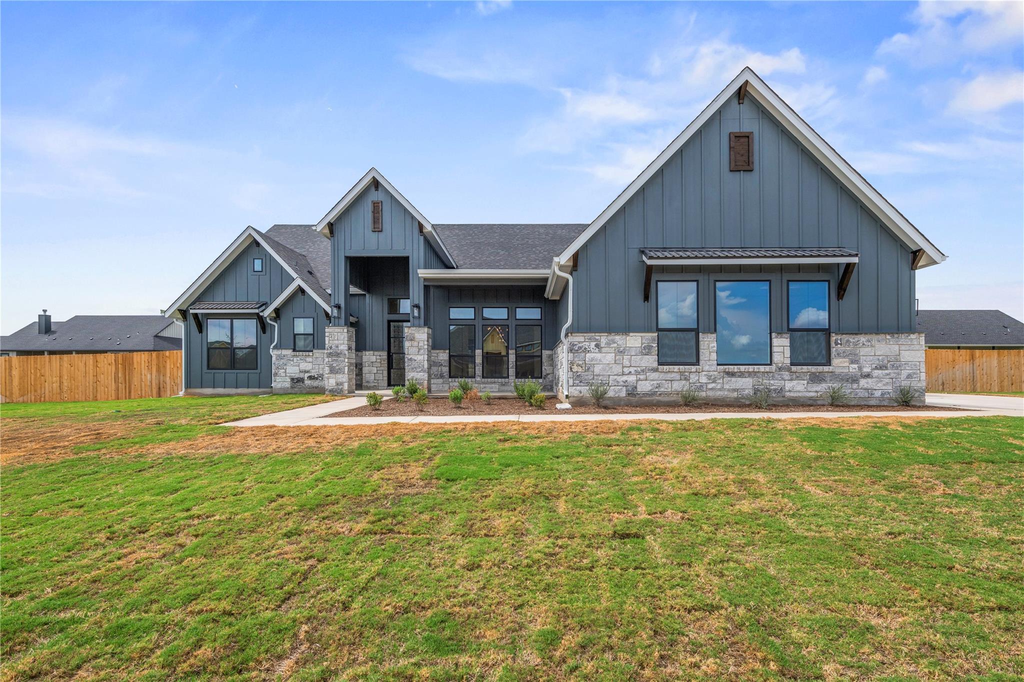 6775  Kings Mill Dr, Salado, TX 76571 — photo 1