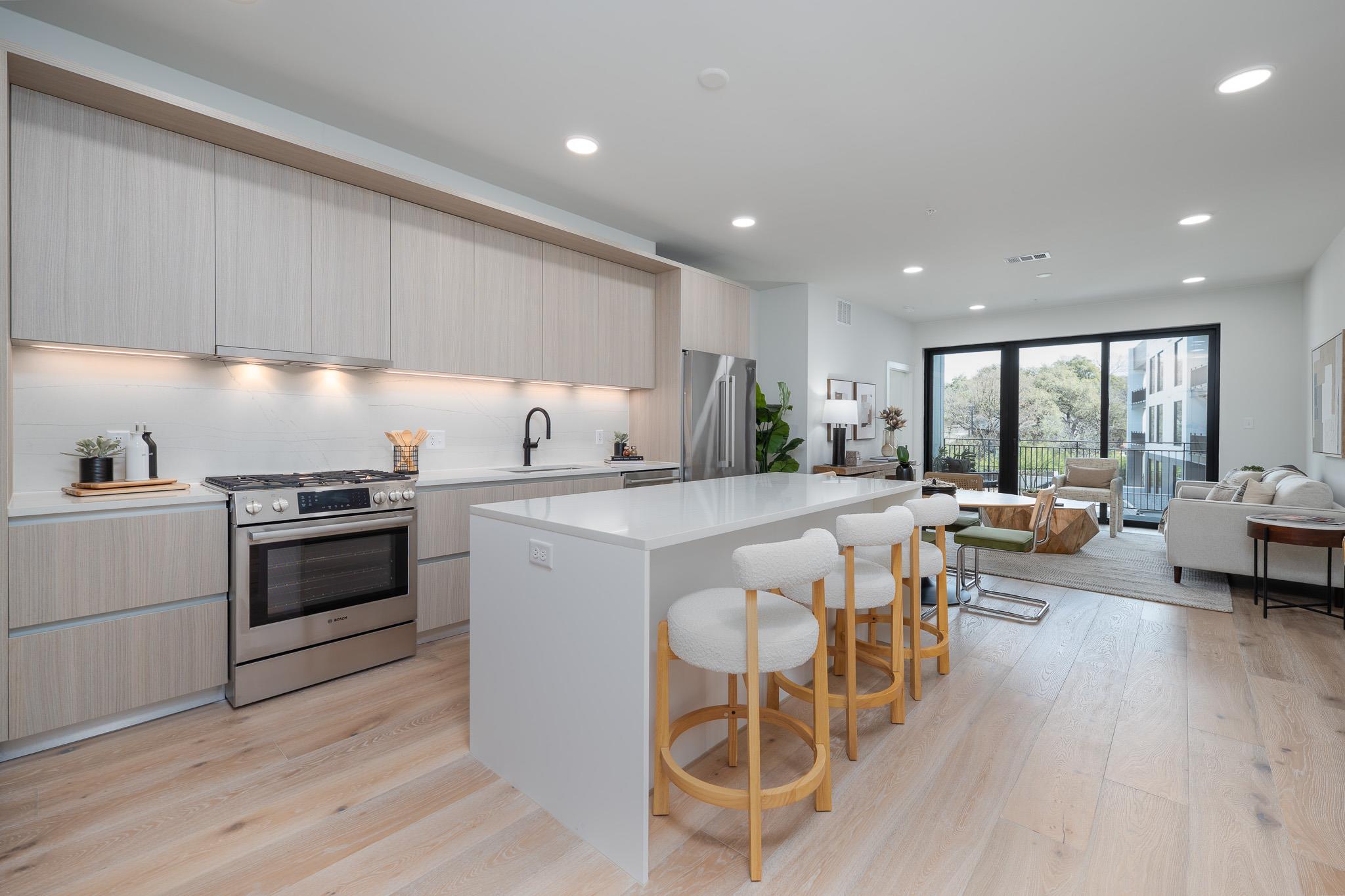 2209 1st, Austin, TX 78704 — photo 1