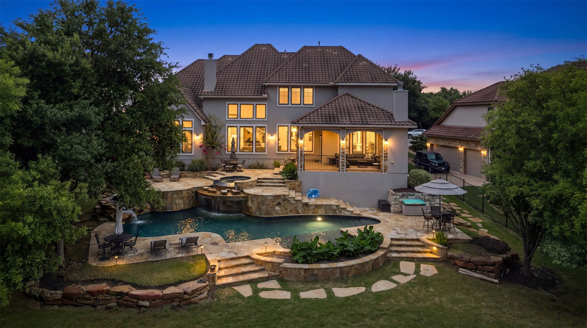2020 University Club, Austin, TX 78732 — photo 1