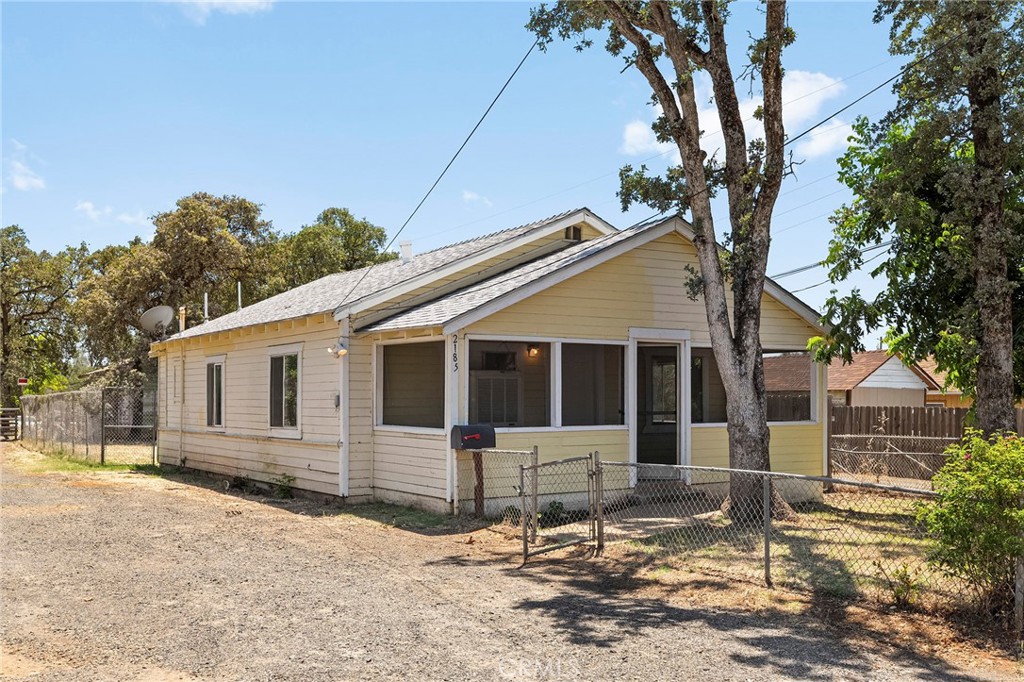 2185 Ithaca Street, Oroville, CA 95966 — photo 1