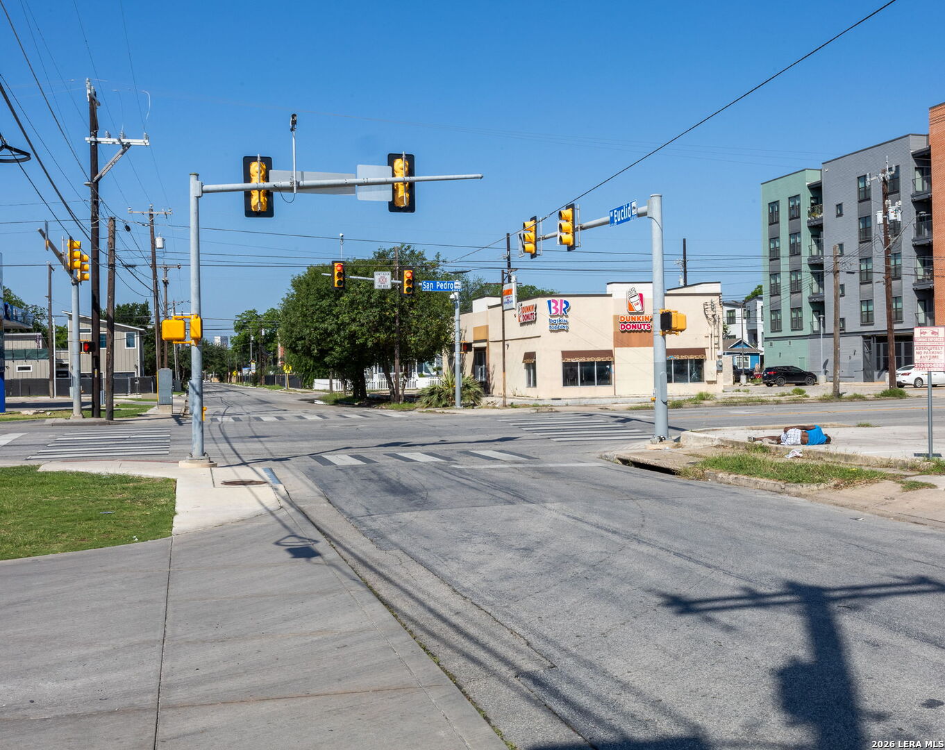 302 W Euclid, San Antonio, TX 78212 — photo 1