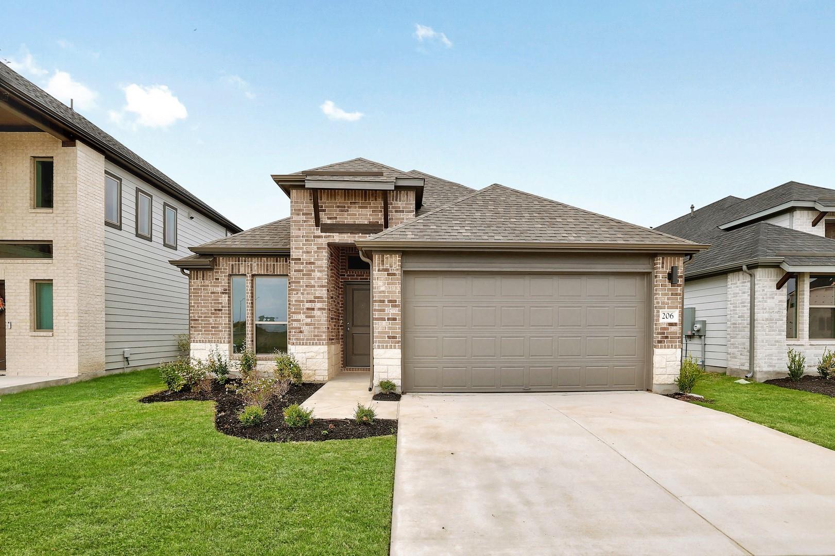 206  Melrose St, Hutto, TX 78634 — photo 1
