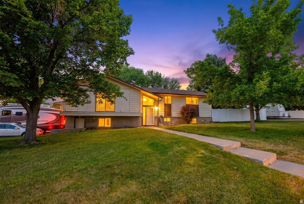 2065  FAYE LN