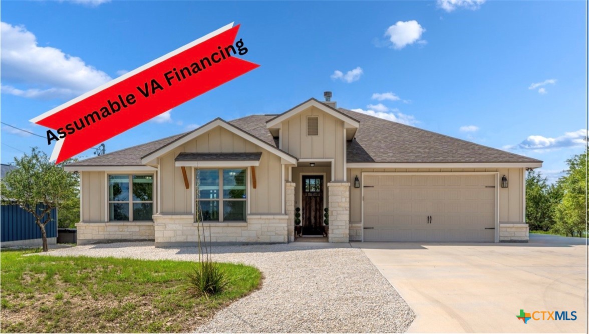 876 Primrose Path, Canyon Lake, TX 78133 — photo 1