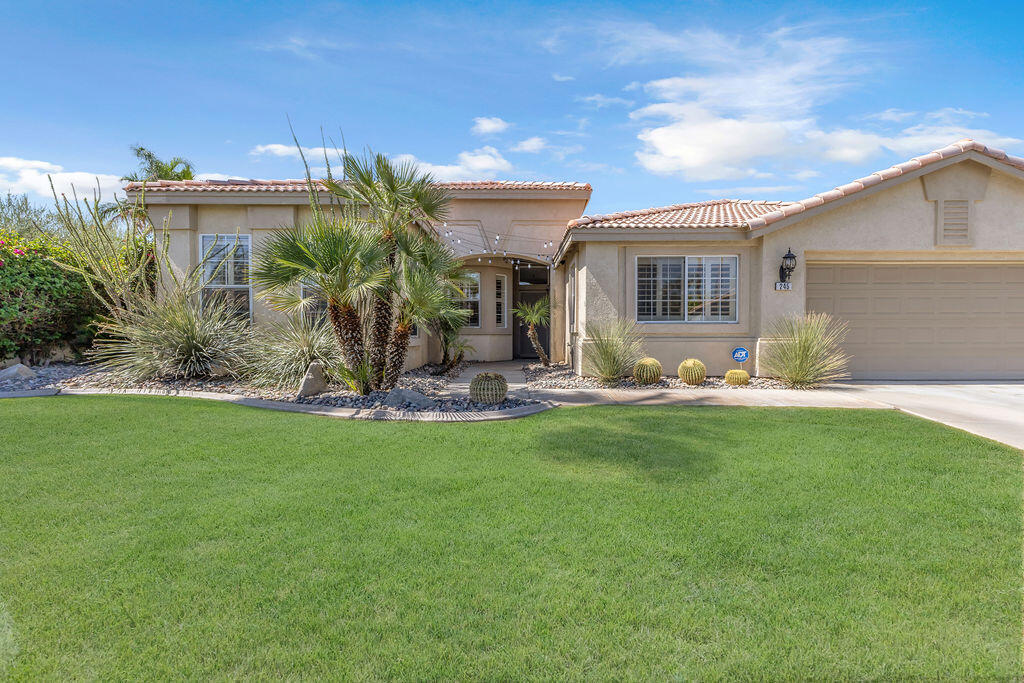 245 Strada Fortuna, Palm Desert, CA 92260 — photo 1
