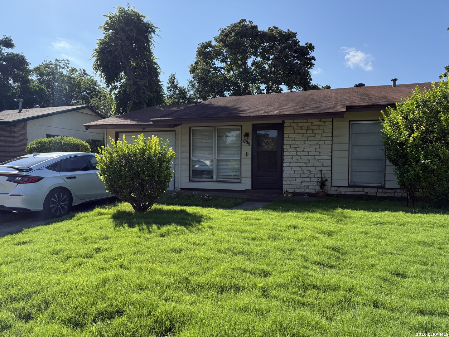 805 NORTH BLVD, , 78148 — photo 1