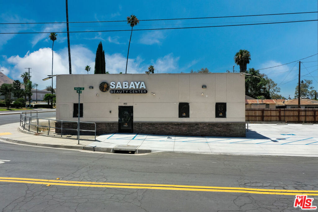 451 Iowa Avenue, Riverside, CA 92507 — photo 1