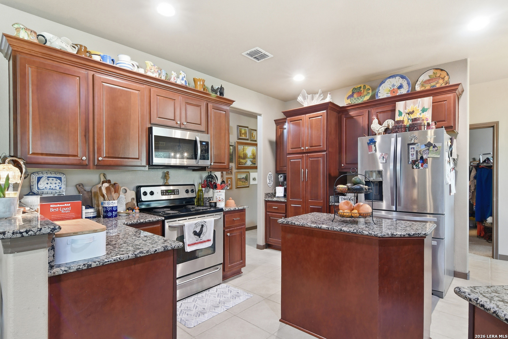 612 Jack Nickolaus Dr, ,  78016 — photo 1
