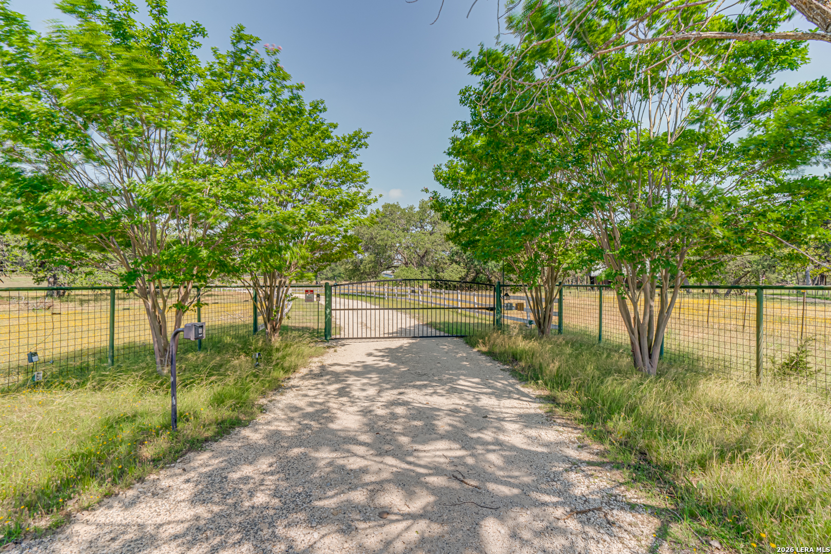 519 N Brasstown Dr, Blanco, TX 78606 — photo 1
