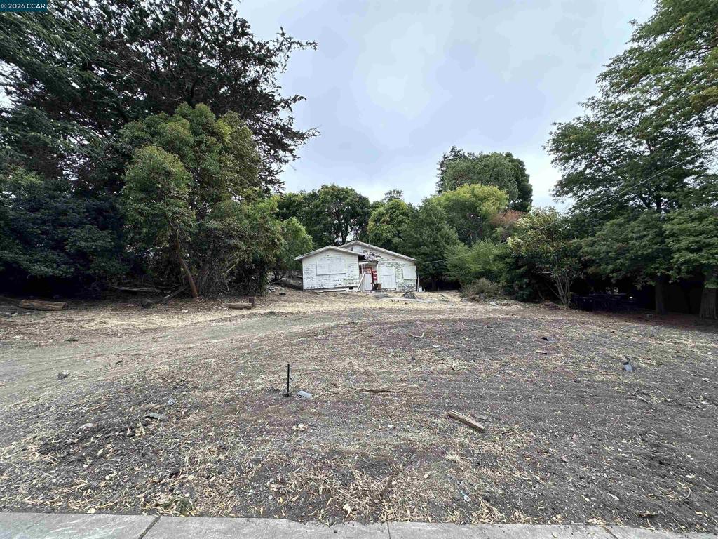 534 La Paloma Rd, El Sobrante, CA 94803 — photo 1