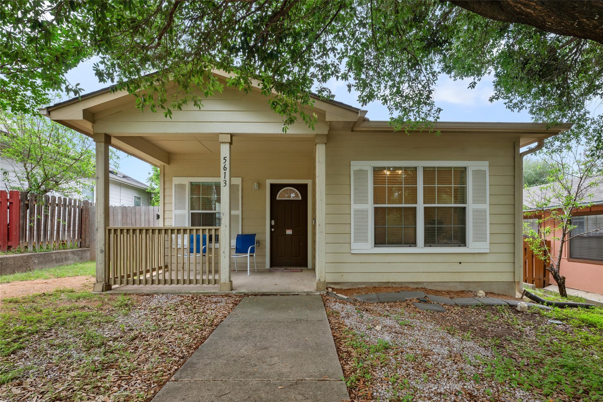 5613  Signal Pt, Austin, TX 78724 — photo 1