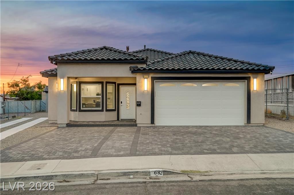 6132 Glacier Avenue, Las Vegas, NV 89156 — photo 1