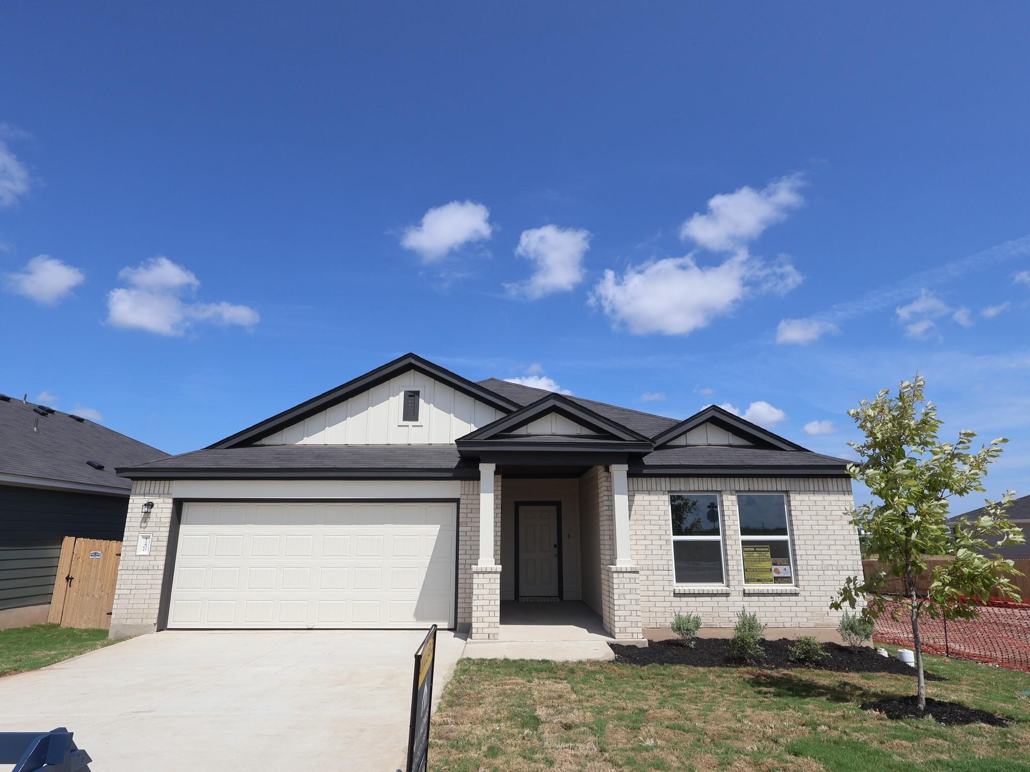 12400  Setting Peak Ln, Buda, TX 78610 — photo 1