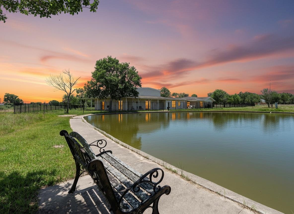 3345 E Austin St, Giddings, TX 78942 — photo 1