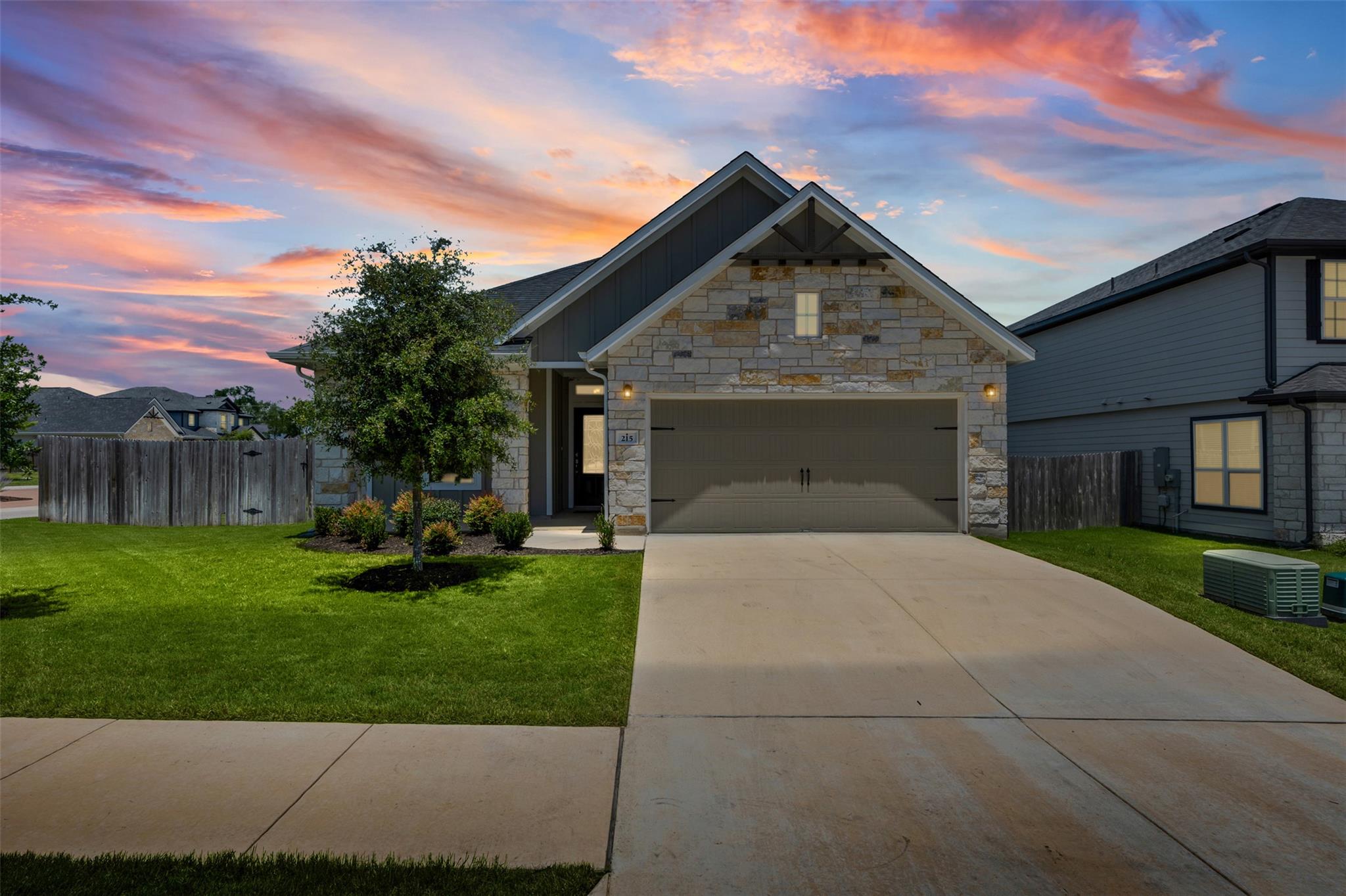 215 Cabiness Dr, Salado, TX 76571 — photo 1