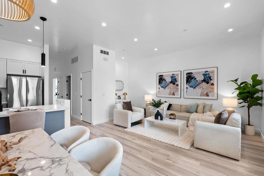 889 McLellan Drive 206, South San Francisco, CA 94080 — photo 1