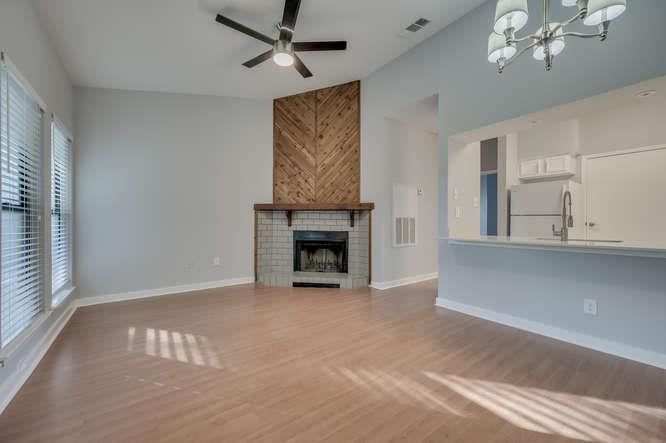 2901  San Jacinto Blvd  #306, Austin, TX 78705 — photo 1