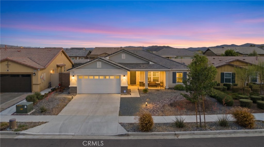 537 Hedgewood, Hemet, CA 92543 — photo 1