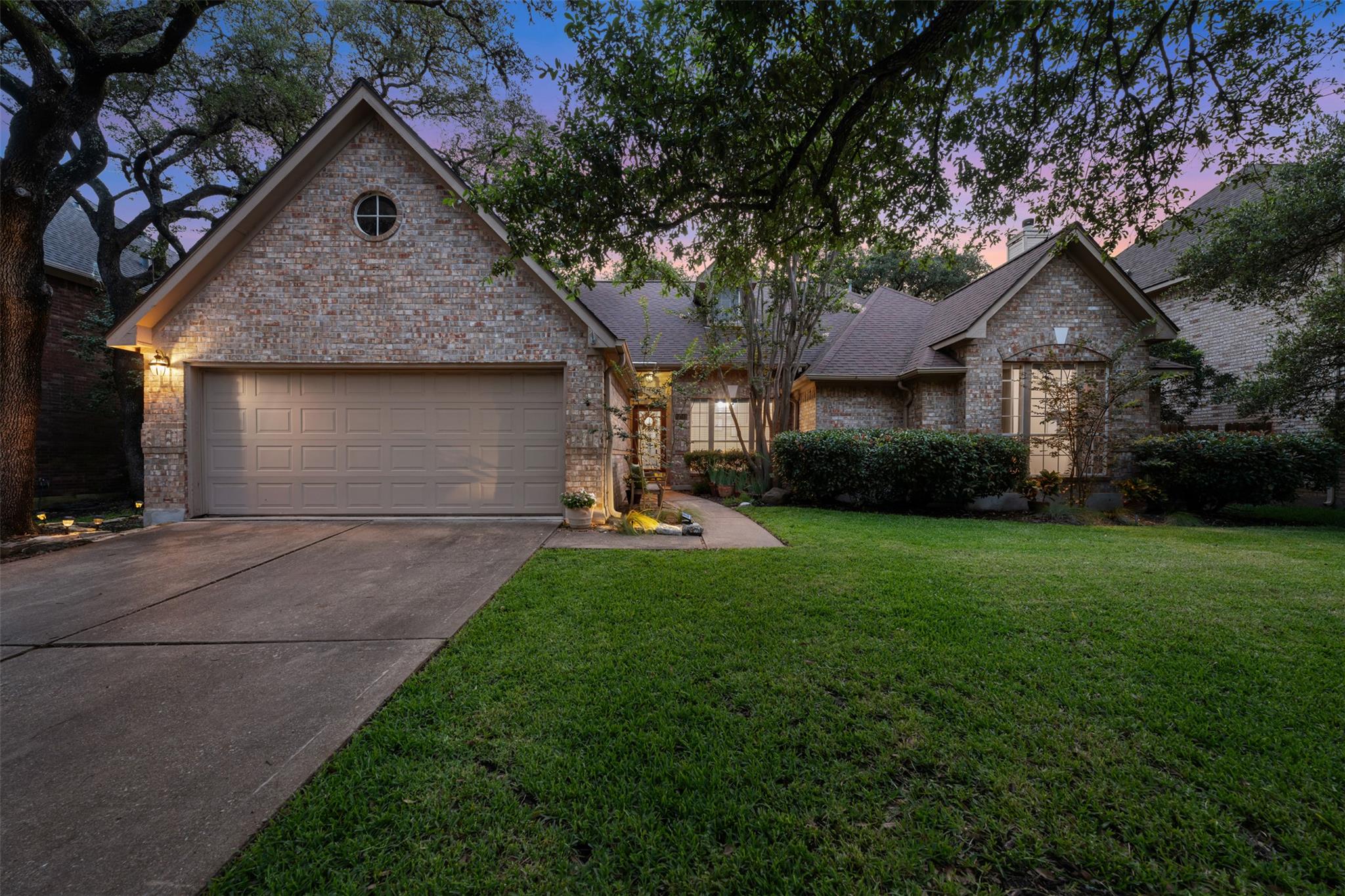 10312 Wolftrap, Austin, TX 78749 — photo 1