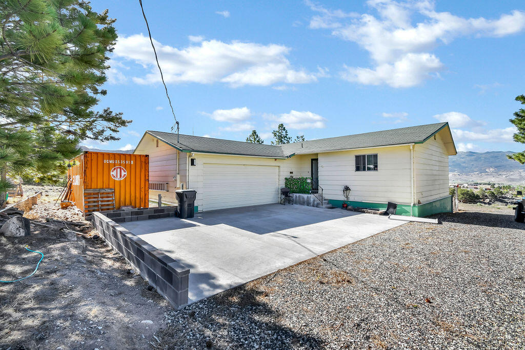 230 N 300 E, Bicknell, UT 84715