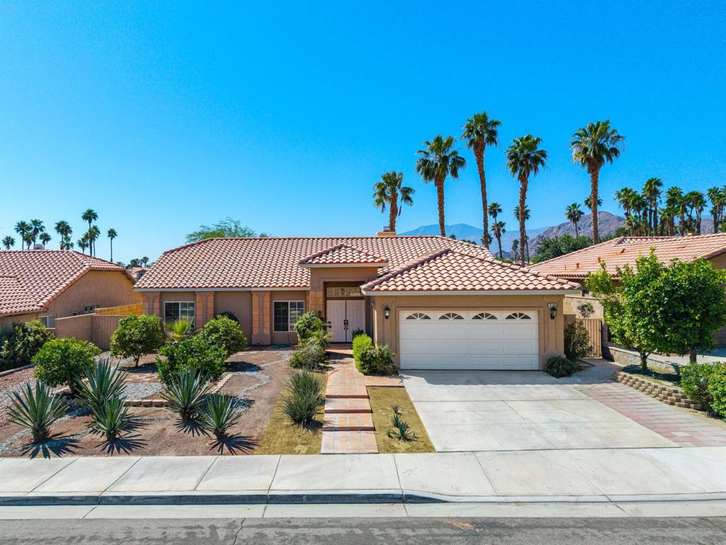 78515 Naples Drive, La Quinta, CA 92253 — photo 1
