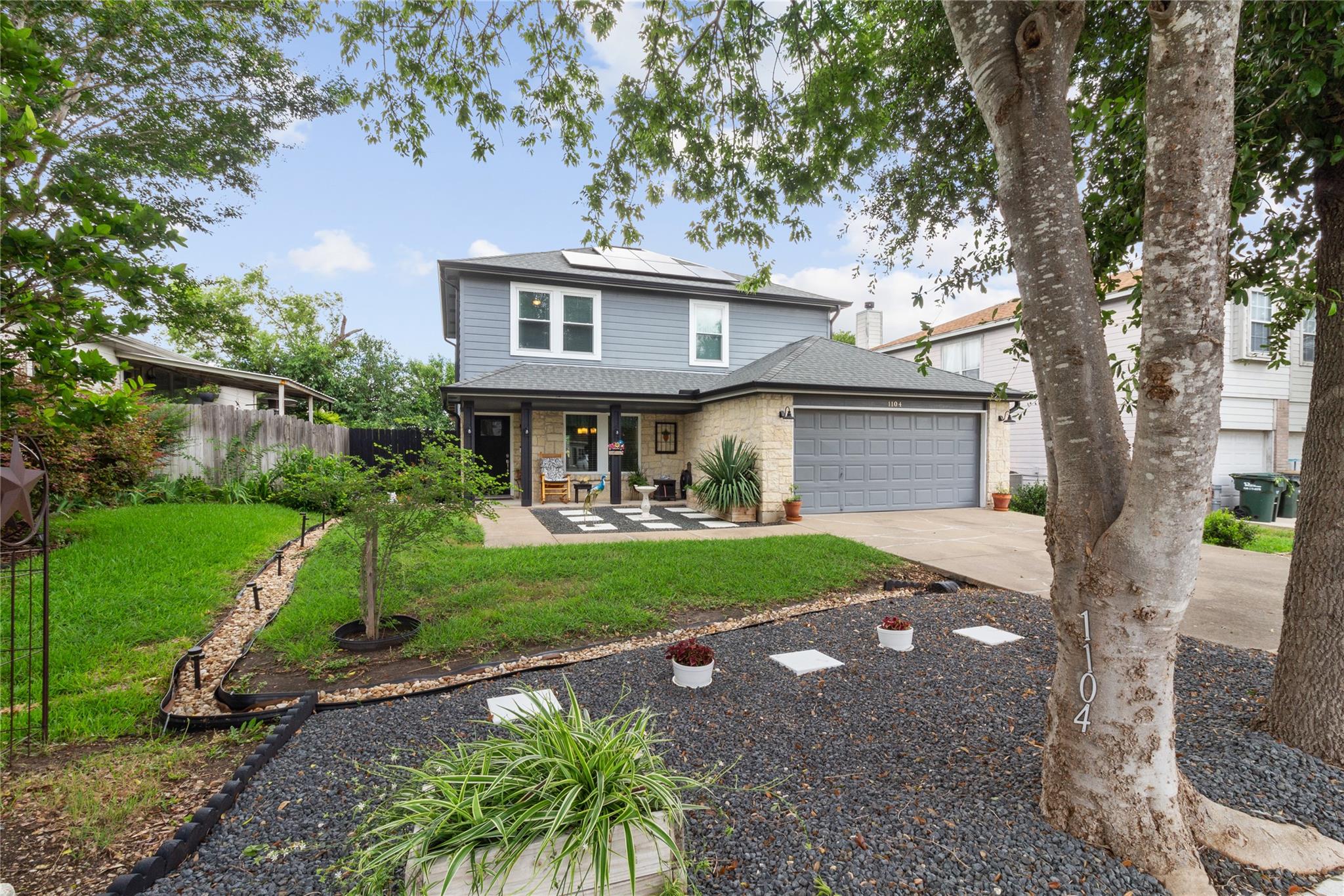 1104 Hilltop, San Marcos, TX 78666 — photo 1