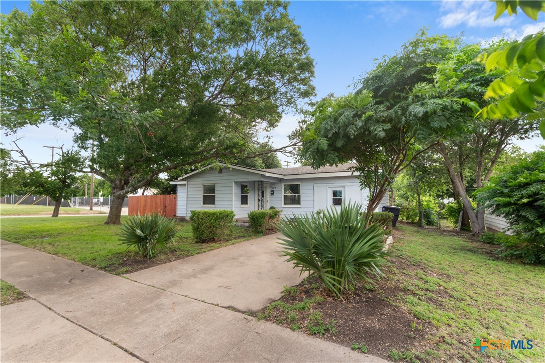 1922 S 41st Street, Temple, TX 76504 — photo 1