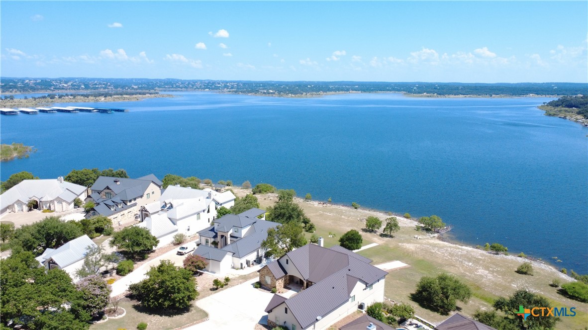 523 Oak Shores Drive, Canyon Lake, TX 78133 — photo 1