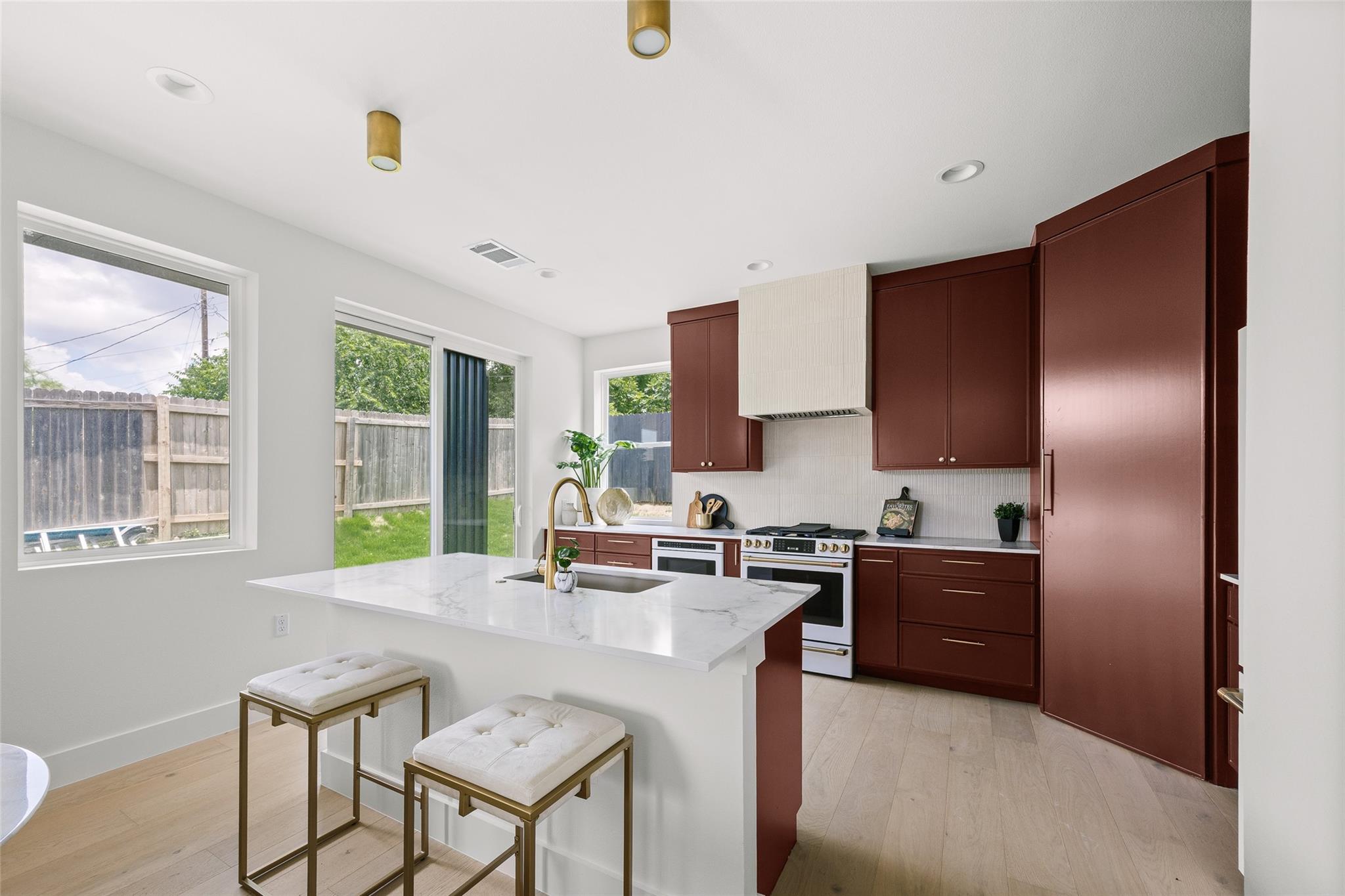 5104 Stone Gate, Austin, TX 78721 — photo 1
