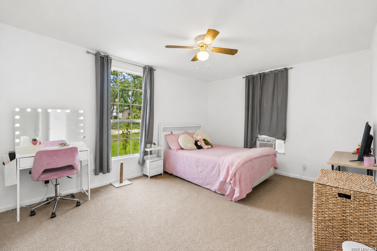 530 JOHN ADAMS DR, , 78228 — photo 1