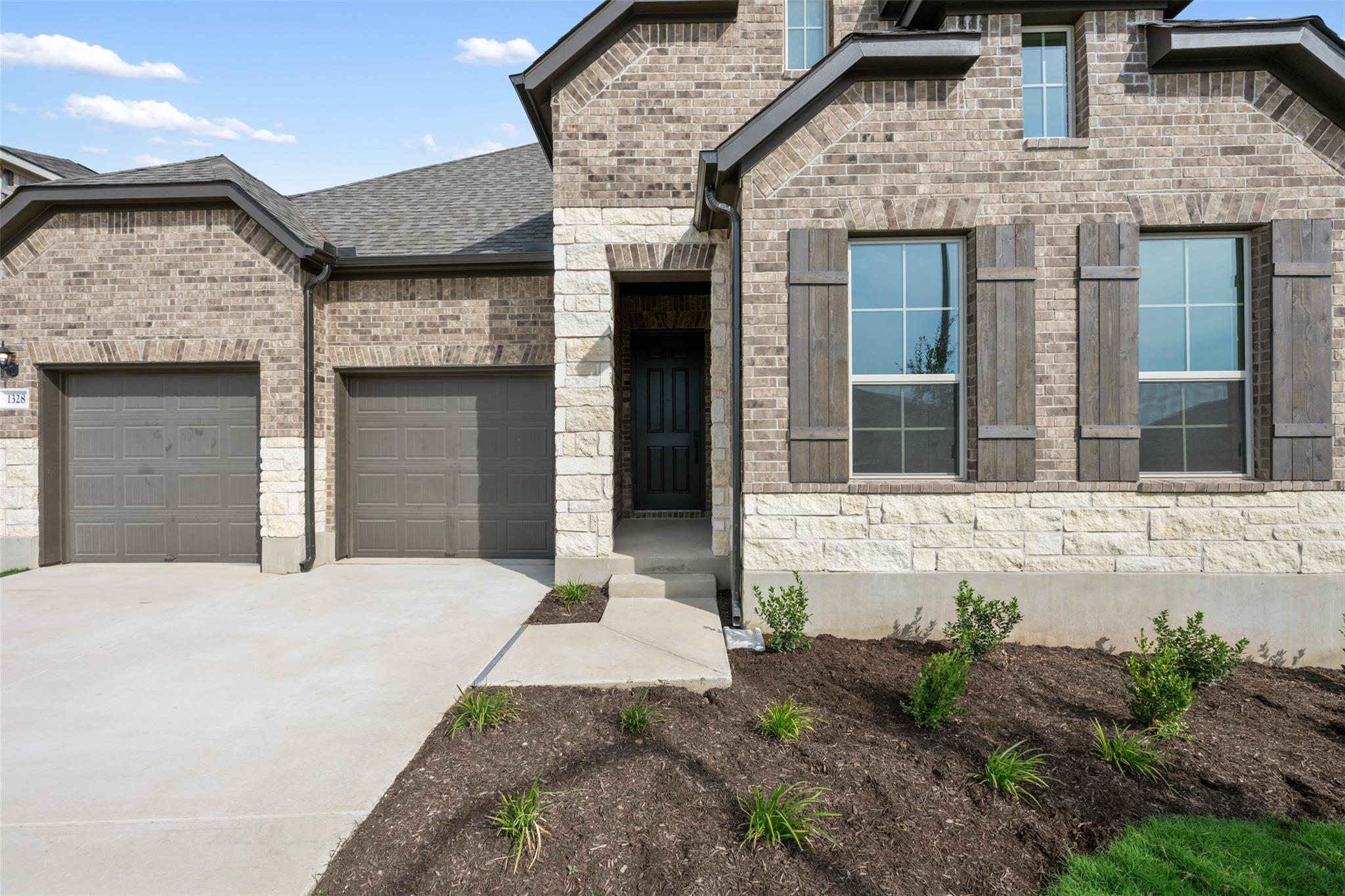 17528 Junipero, Pflugerville, TX 78660 — photo 1