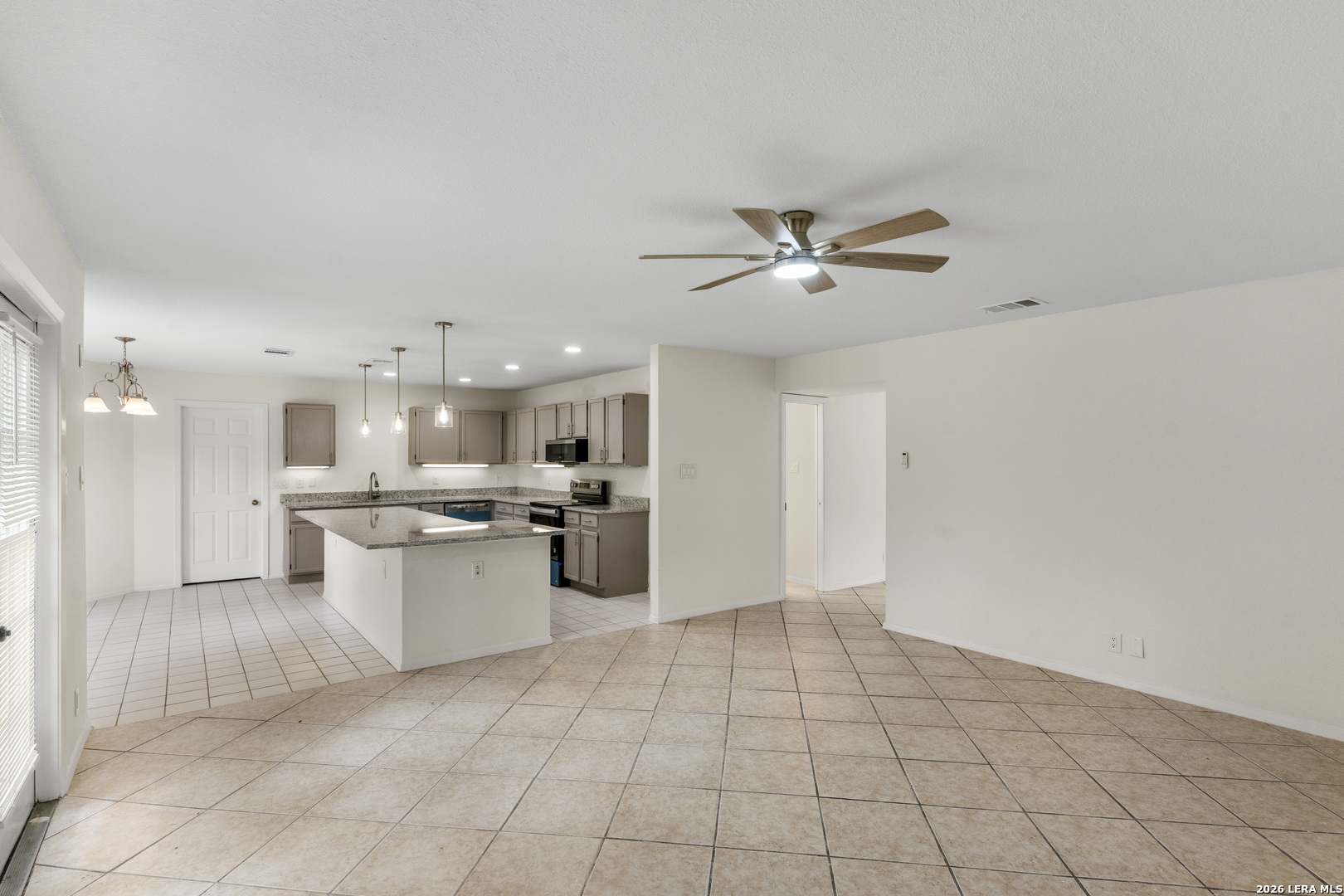 9154 Ridge Path, ,  78250 — photo 1