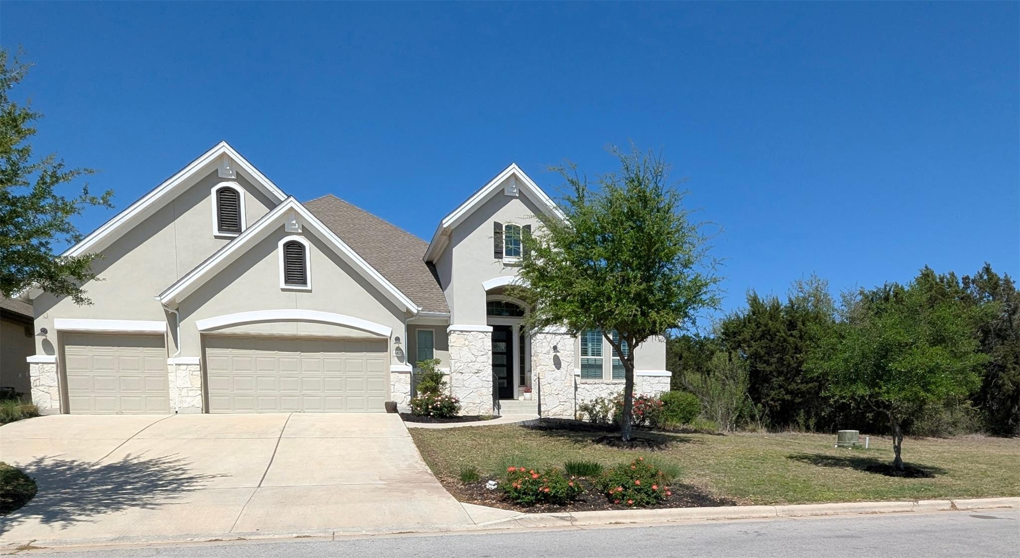 467 Jacksdaw, Austin, TX 78737 — photo 1