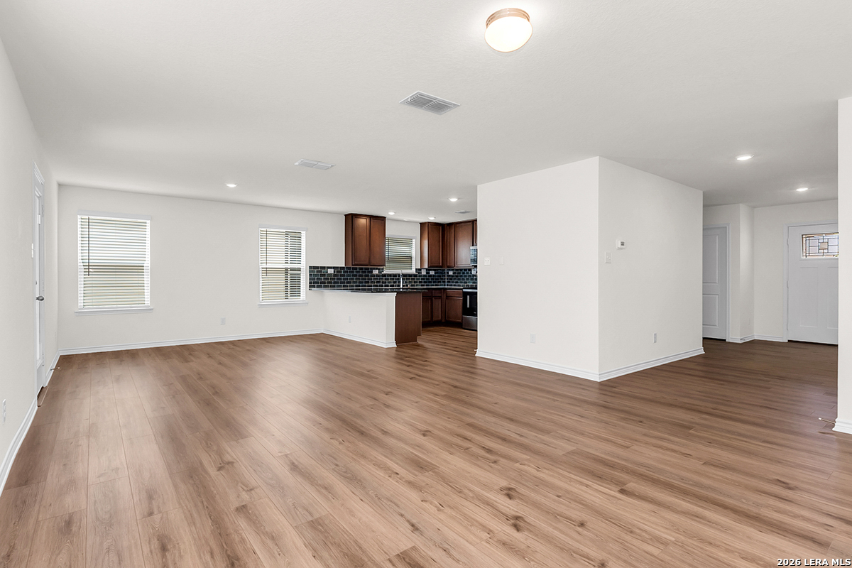 950 BULL BOAT LN, ,  78221 — photo 1